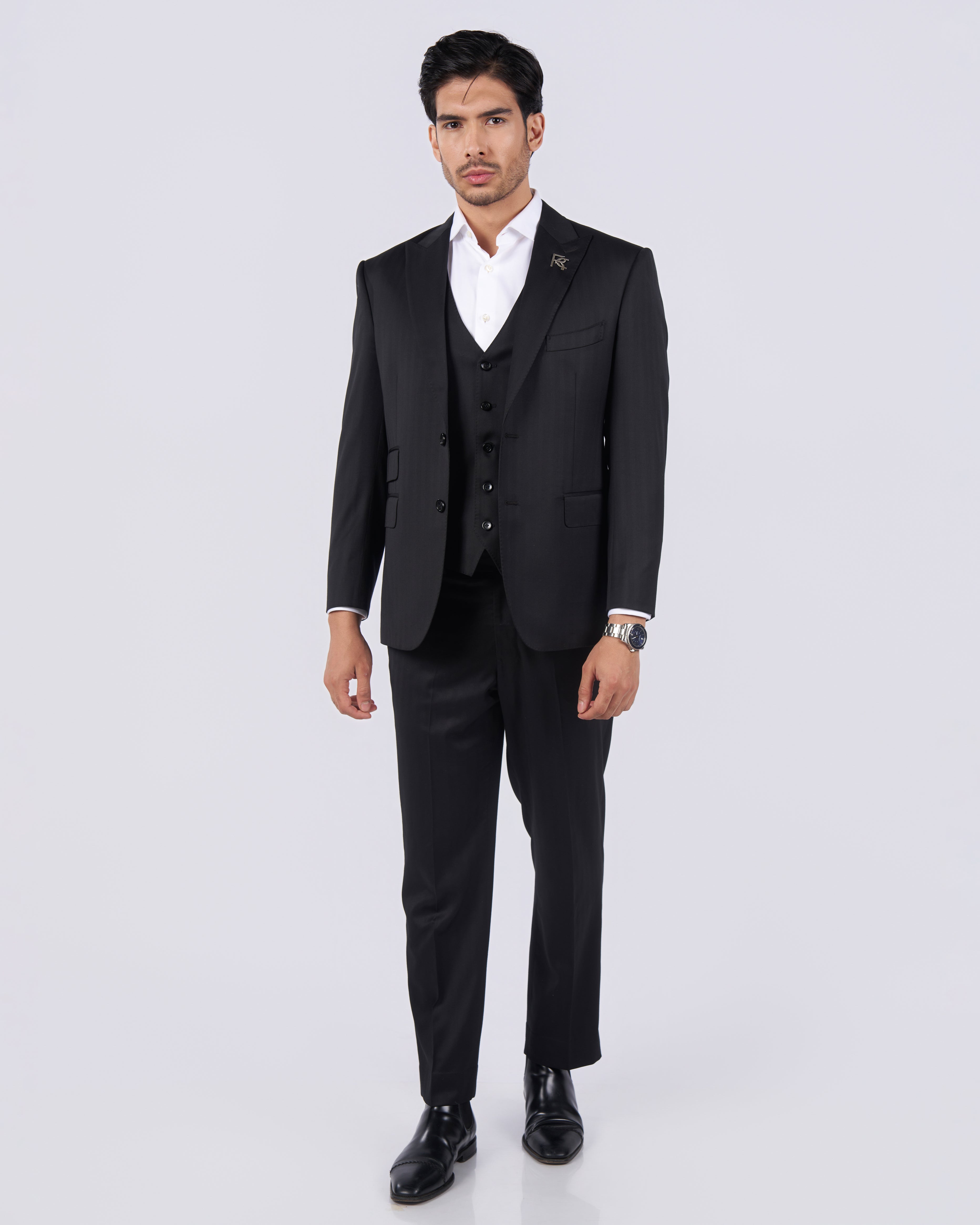 The Nero Sovrano Three Piece Ensemble