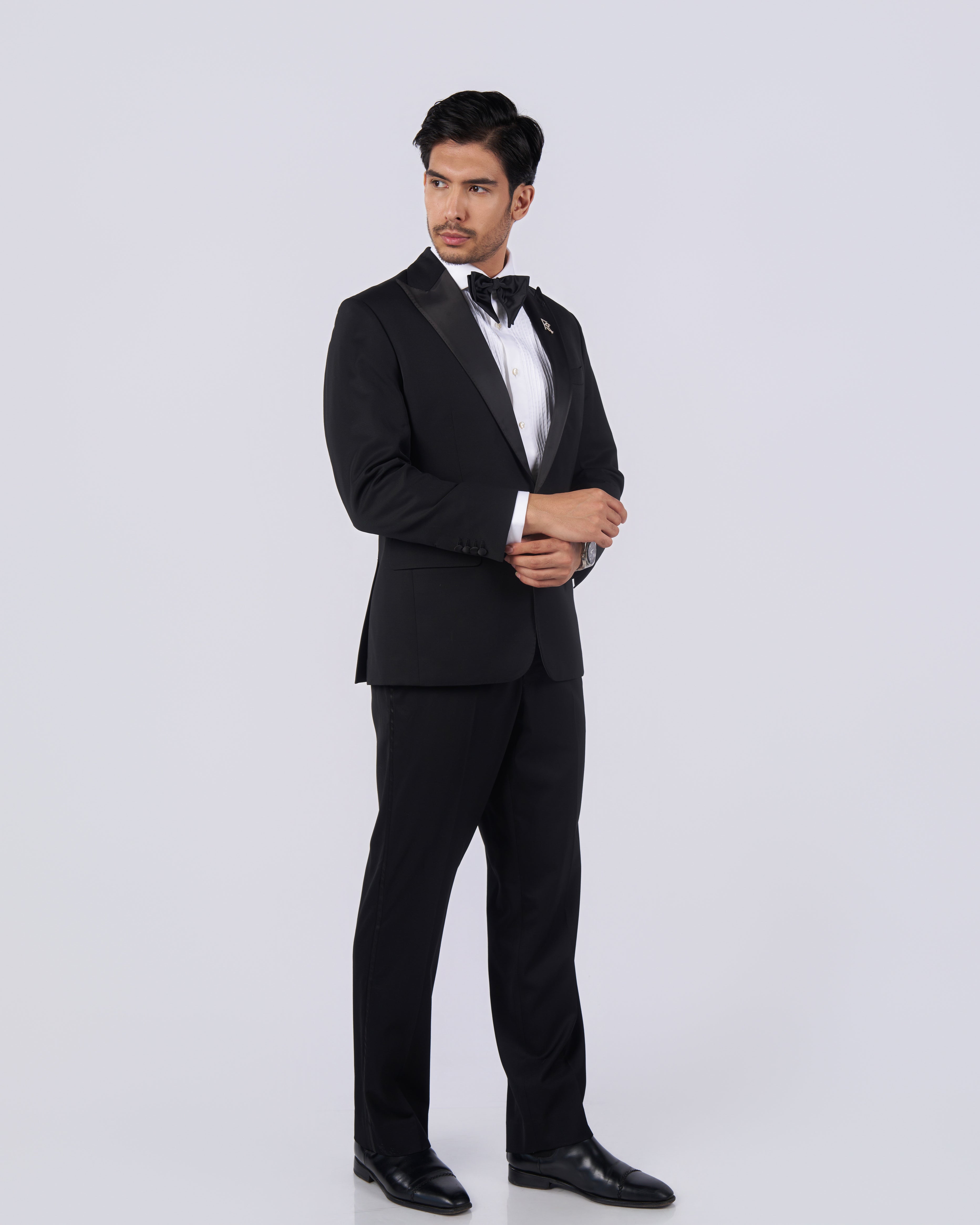 The Calvaliere Single-Breasted Tuxedo Suit